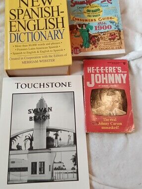 #842Vintage Book Lot - Spanish-English Dictionary, Touchstone, Johnny Carson Bio
